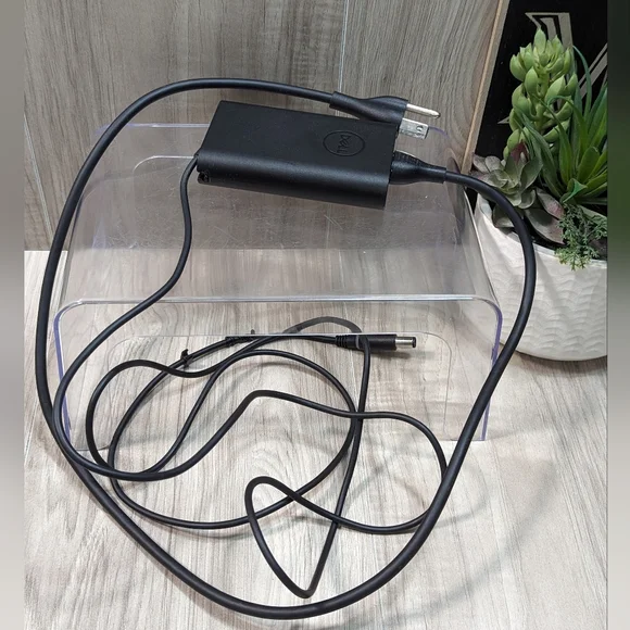 Dell Laptop Computer 65W AC Adapter Plug