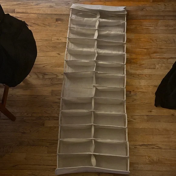 Hanging Shoe Organizer - gray