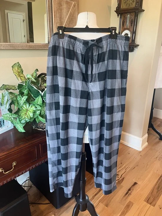 Izod Super Soft Buffalo Check Flannel Drawstring Pajama Pants Black Gray