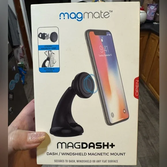 Magmate MagDash+ Dash/Windshield Magnetic Mount universal smartphone new in box