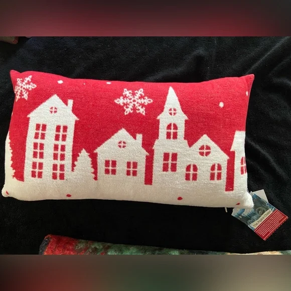 Alpine Chalet Festive Red and White Holiday Pillow Wool Blend Feathers New!