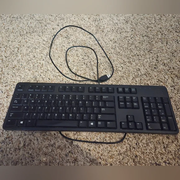 Dell KB212-B USB Quiet Key Keyboard - Black