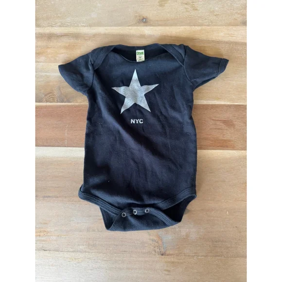 Royal Apparel Black Silver Star NYC Bodysuit 12-18 Months