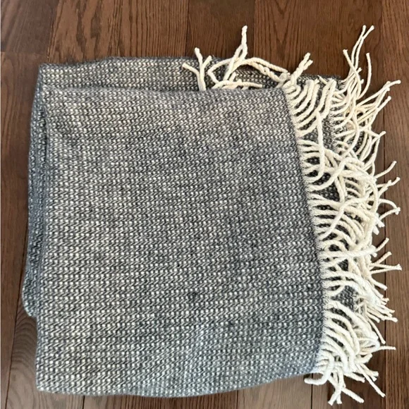 Cozy Gray and Cream Throw Blanket