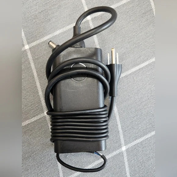 Dell Laptop Black Power Adapter Cord # LA90PM130
