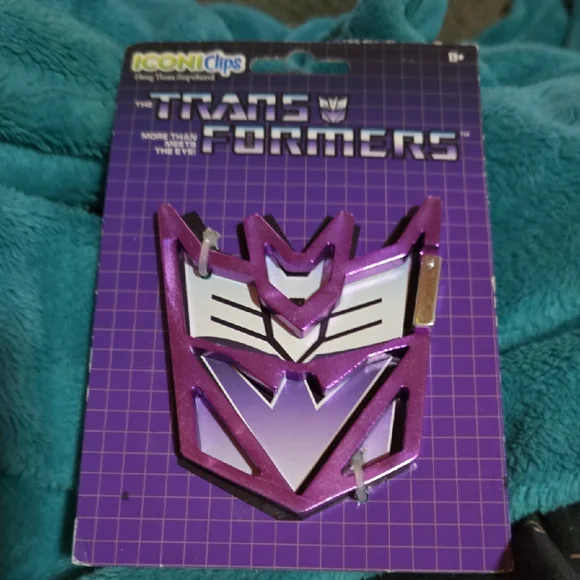 Purple Iconic Clip