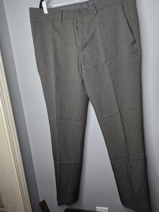 Kenneth Cole Reaction Dress Pants 36x30 Gray Flat Front Career Office Slacks