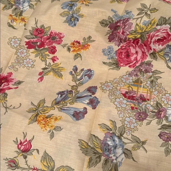 Full size Floral Futon Cover/ Vintage