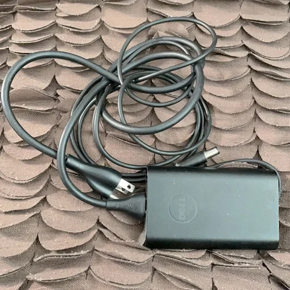 Gently Used Dell 65W AC Power Adapter Charger in great condition.