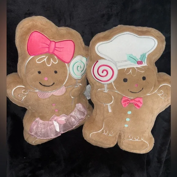 Gingerbread Girl & Boy with Lollipops Pillows Soft Faux Fur Christmas Set