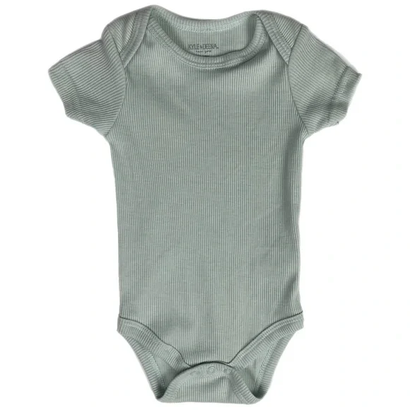 Kyle &‎ Deena Infant Snap Bottom Onesie Green Size 6-9 Months