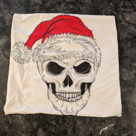 Santa Skull Graphic Pillow Cover