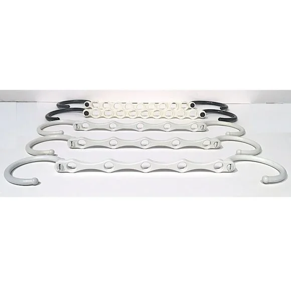 5 Space-Saving Wonder Hanger Type Hangers