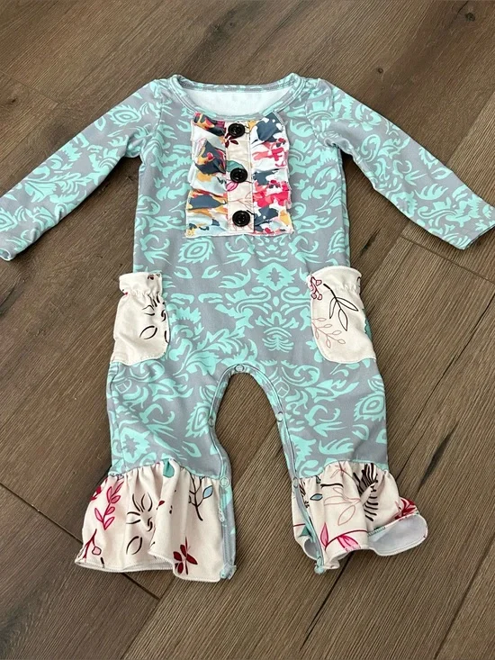 NWOT Paisley Blue and Gray Romper Patterned Infant 6month