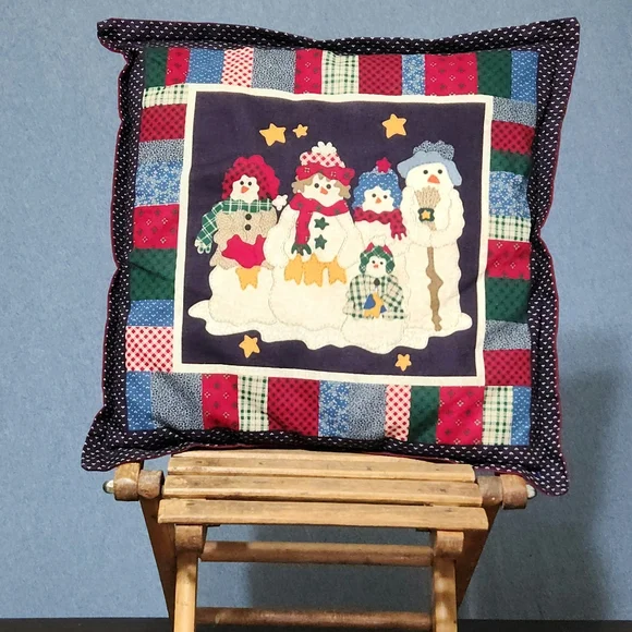 Snowman quilted holiday throw pillow