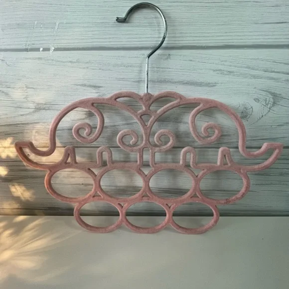7-Piece Shawl Scarf Hanger Belt Tie 4 rack Organizer Holder Hook Display Hanger.