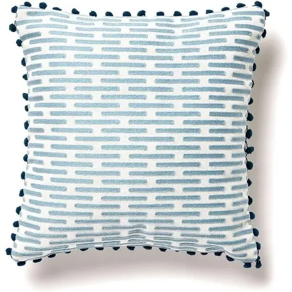Divine Home CF Cross Vine Indoor/Outdoor Throw Pillow, Gray/Blue/White 17