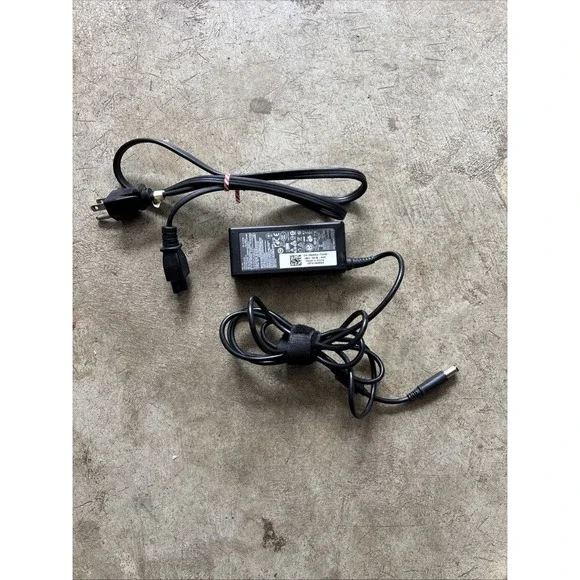 Genuine Dell 130W 19.5V SMALL TIP (7.4mm) AC Adapter Charger for XPS Latitude