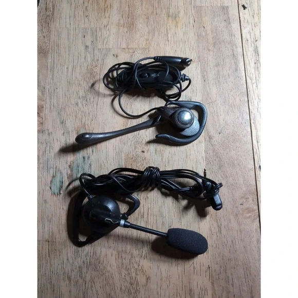 Pair Of Cordless Landline Headset Mics‎ And Earpiece Plantronics And Cv