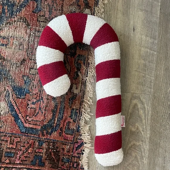 🎄•| candycane accent pillow