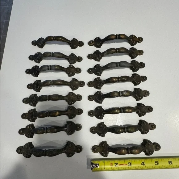 16 drawer handles