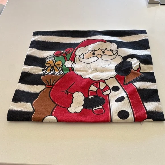 Festive Holiday 4 Pillow Covers