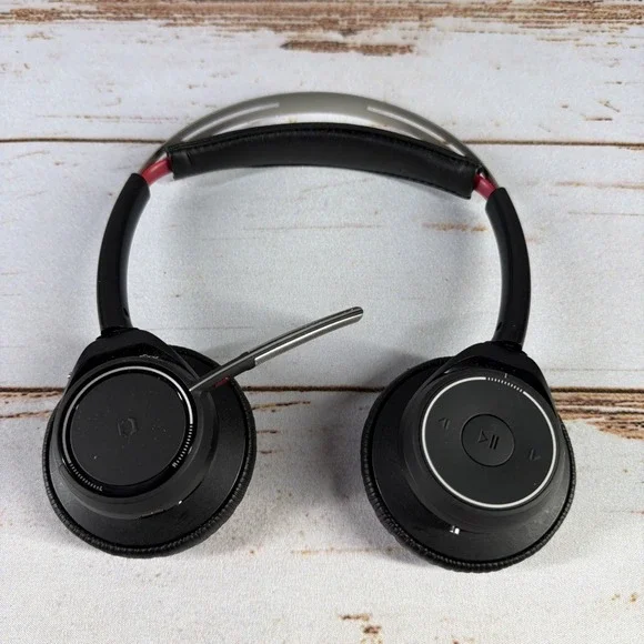 Plantronics B825 Voyager Focus UC Wireless Bluetooth Office Headset