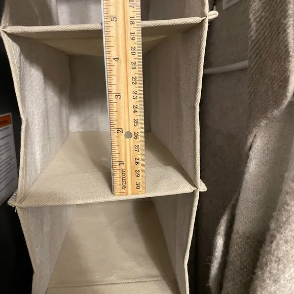 Hanging cloth cream/tan shoe organizer 10 slots New no tags