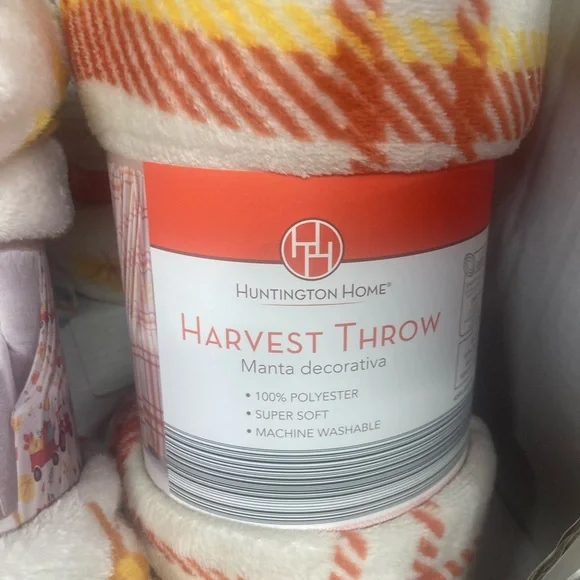 NWT Huntington Home Fall Flannel Throw/50 in by 60 in