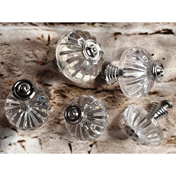 5 Vintage Clear Victorian style KNOBs for Door or Drawer or Cabinet‎ Pull