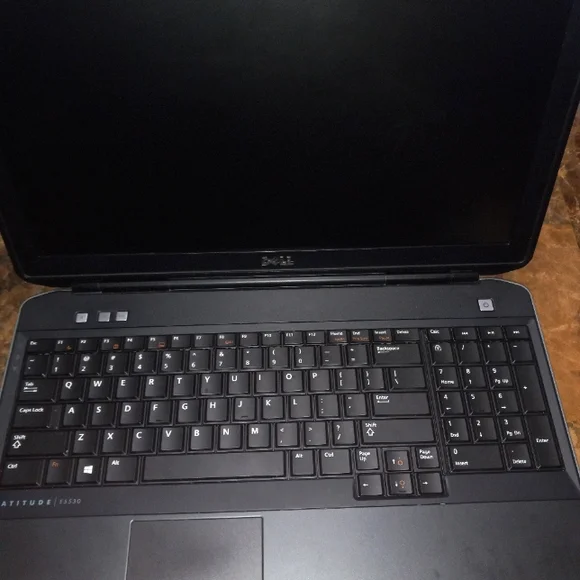 5530 latitude dell laptop