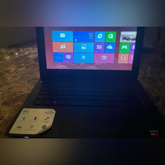 Dell Inspiron 3135 Laptop