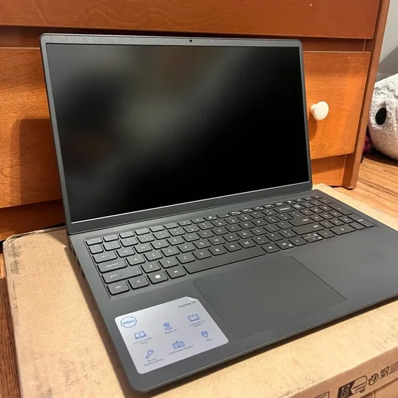 Dell Inspiron 15 Laptop(15.6”)