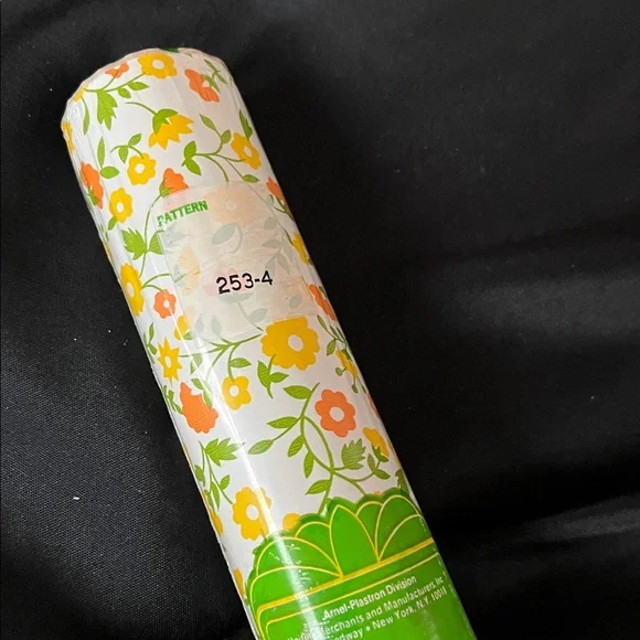 Vtg NOS Kwik Kover II Plastic Self Adhesive Shelf Liner Roll 70s Floral MCM
