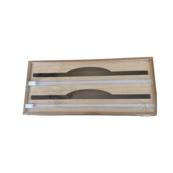 Dispenser with Cutter NIP