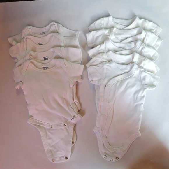 Set Of 9 - 5 Carter's Newborn Sidesnap Kimono Bodysuits + 4 Gerber Onesies