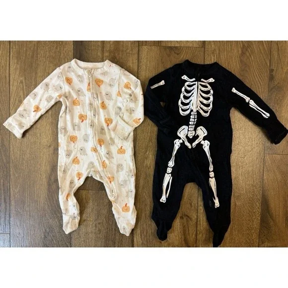 Old Navy Baby Boy Girl Halloween Skeleton Outfit 6/9 Months Sleeper 2 Way Zipper