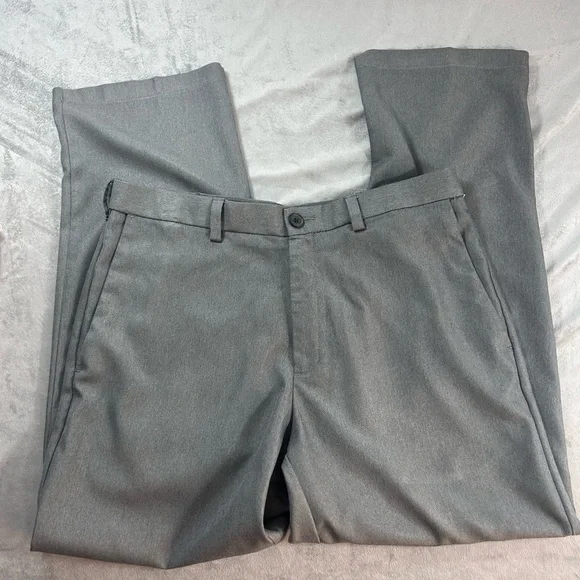 Haggar Men's Classic Fit Cool 18 Grey Dress pants size 34x30
