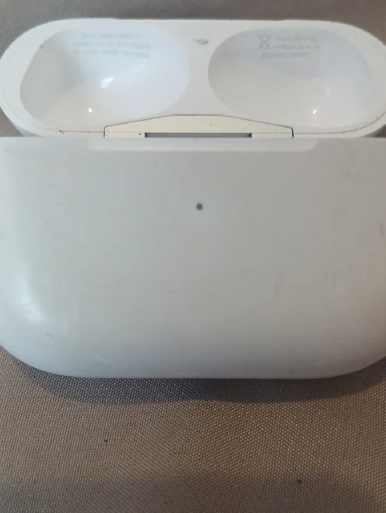 Apple A2968 Wireless Earbuds Charging Case ONLY