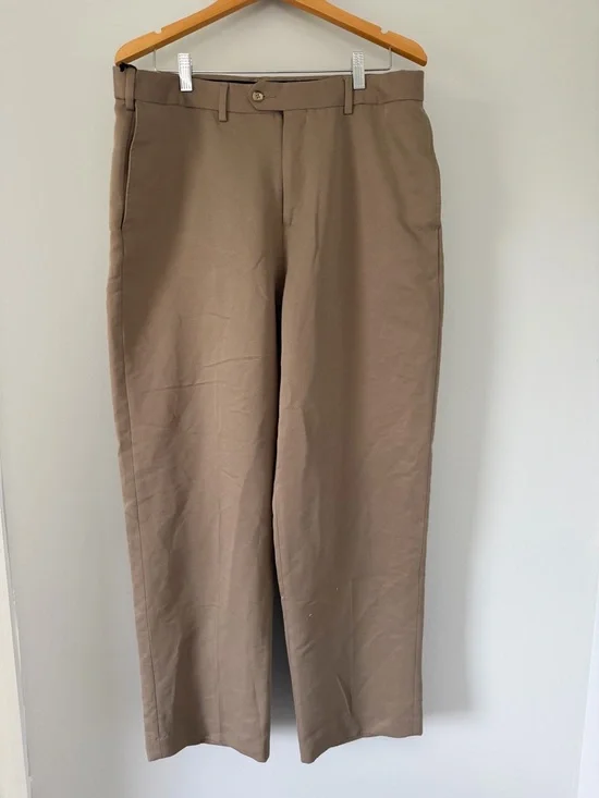 Croft & Barrow Men's Tan Chinos Straight-Leg Pants