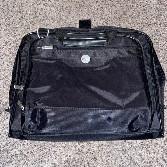 Dell black 3 pocket computer bag.