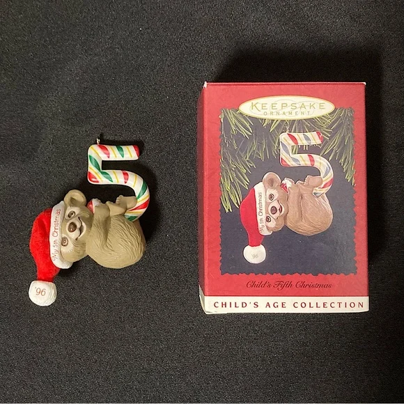 💚 Vintage Hallmark Keepsake ornament Child’s Fifth Christmas 1996 Teddy Bear