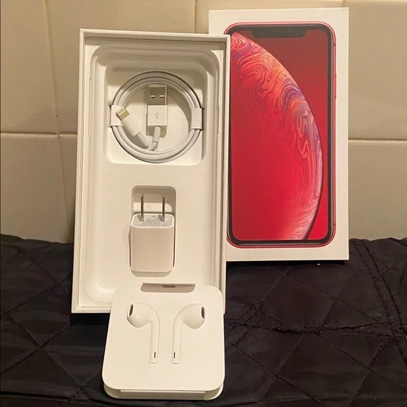 🩷Apple iPhone XR Box Only Red Wired With Original Accessories (No Phone)