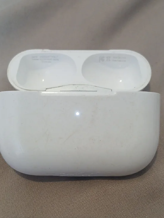 Apple A2700 Wireless Earbud Charging Case (ONLY)