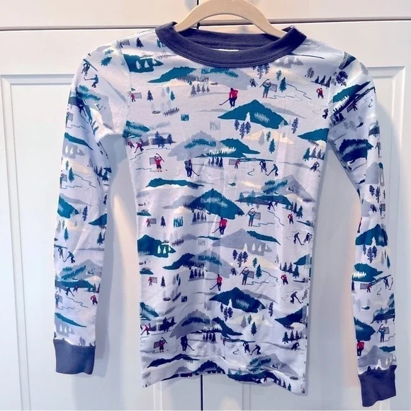 Boys Hanna Anderson Ice Skating pajama top size 10