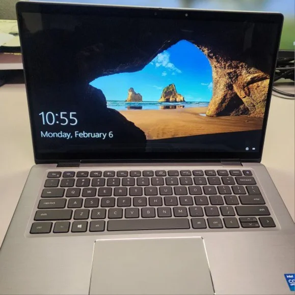 (NEW) 11th Gen i5-1145G7 - 16 GB RAM, 512MB HD - Silver, Win10 Pro