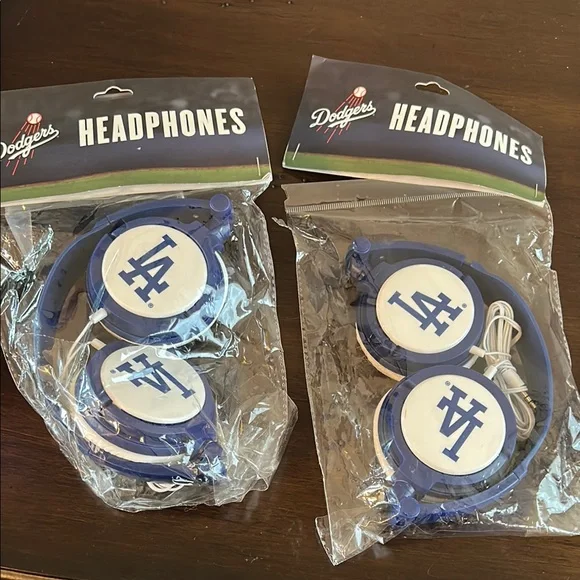 Dodgers Blue Headphones (2)