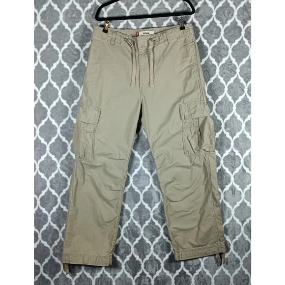 Levis Fatigue Cargo Pants Mens 33x30 Beige Cotton Relaxed Fit Canvas Rugged