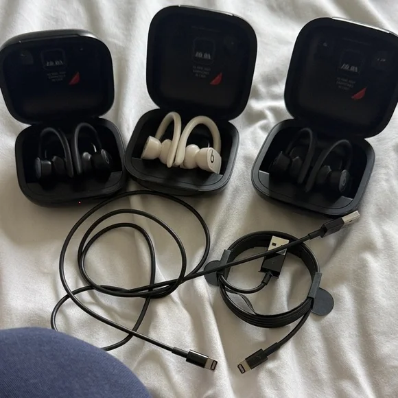 Wireless Earbuds with Charging Case - Black and White