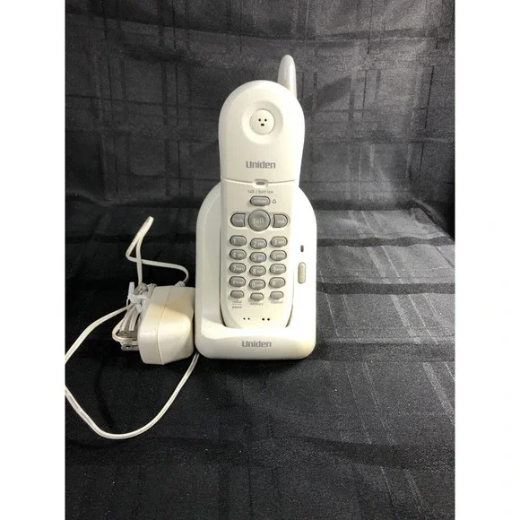 Uniden (EXP 4540) DC 9V White Single-Line Cordless Phone w/ A/C Power -FOR PARTS